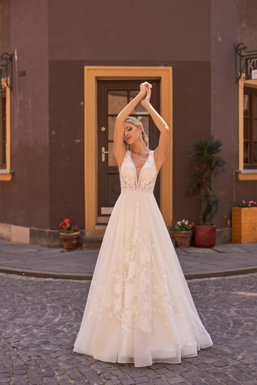 Edna.jpg suknia ślubna koronkowa.jpg