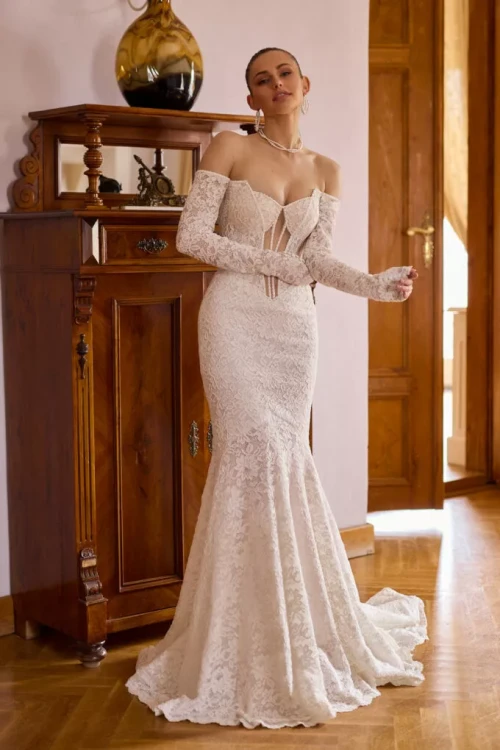 samanta koronkowa suknia ślubna z rękawem.webp