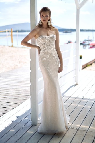 Gabriella front.jpeg