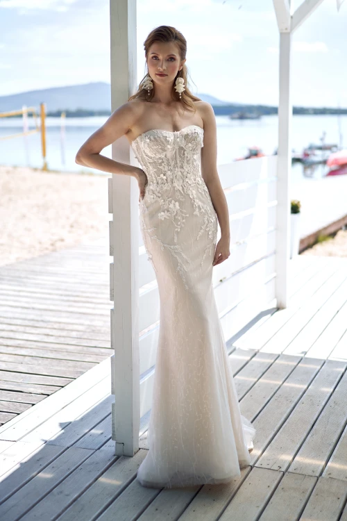 Gabriella front.jpeg