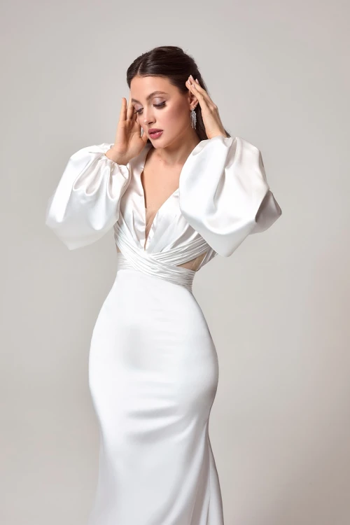 Carin annaisbridal zoom.jpg