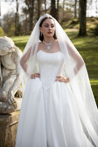 Evangeline zoom.jpg