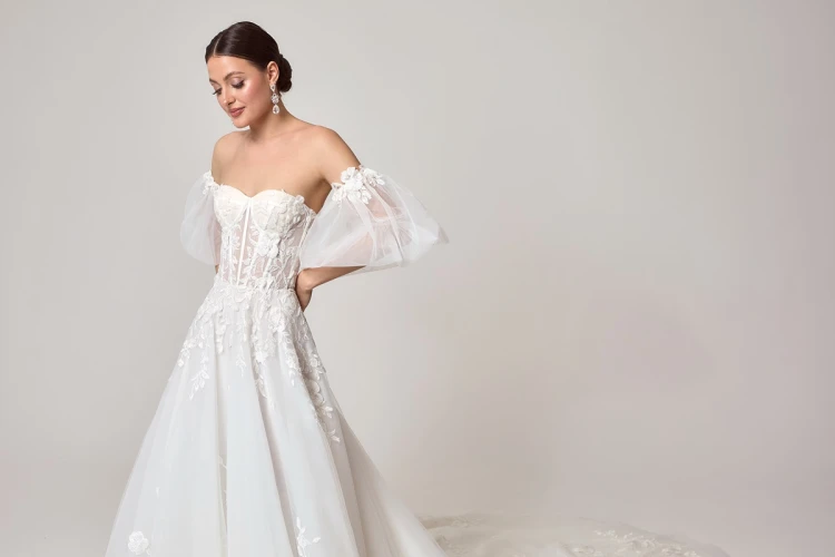 Steluna annaisbridal hor.jpg