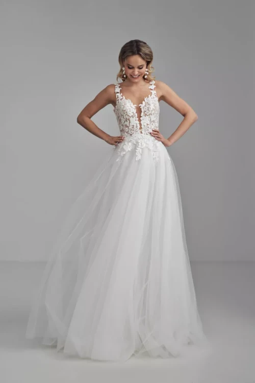 xOllena-680x1020-c-default.jpg.pagespeed.ic.73BJr0xDpD.webp