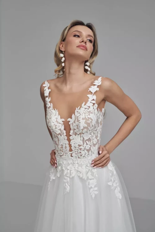 xOllena-zoom-680x1020-c-default.jpg.pagespeed.ic.Gp-9o-rVl7.webp