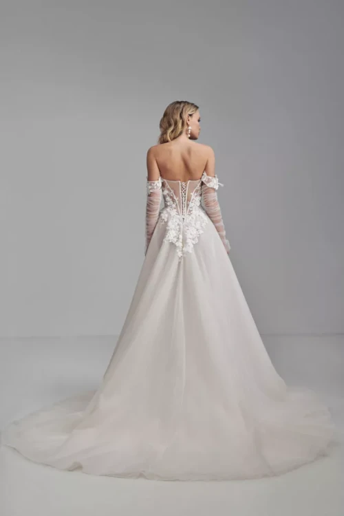 xRicarda-back-2-680x1020-c-default.jpg.pagespeed.ic.BW0dmOVLbC.webp