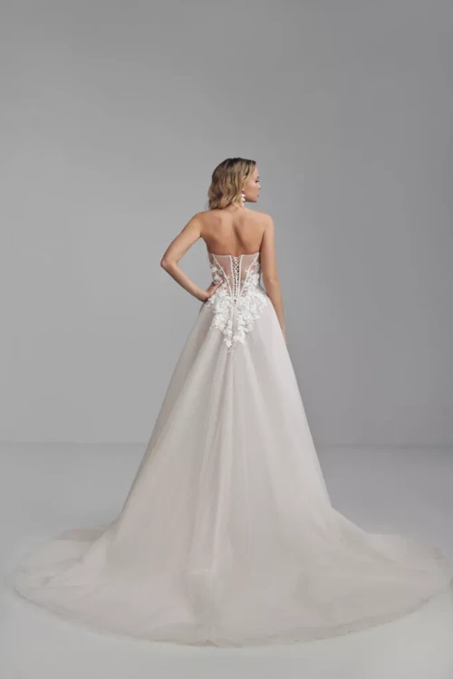 xRicarda-back-680x1020-c-default.jpg.pagespeed.ic.K981X8XrFZ.webp