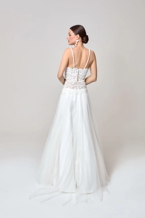 Florence annaisbridal back.jpg