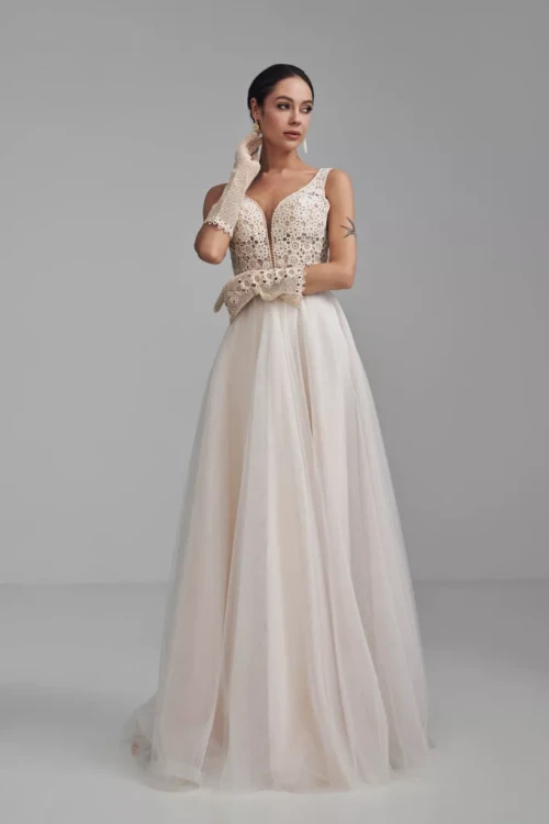 xManuela-680x1020-c-default.jpg.pagespeed.ic.A5NW__Z6xN.webp