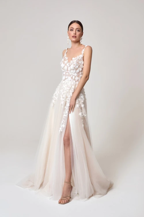 Sujin annaisbridal.jpg